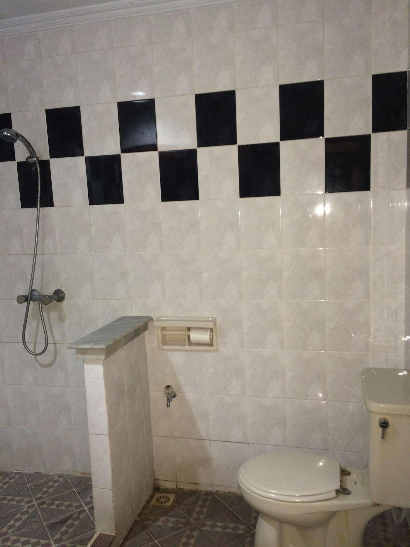 Sri Ratu Hotel 레기안 외부 사진
