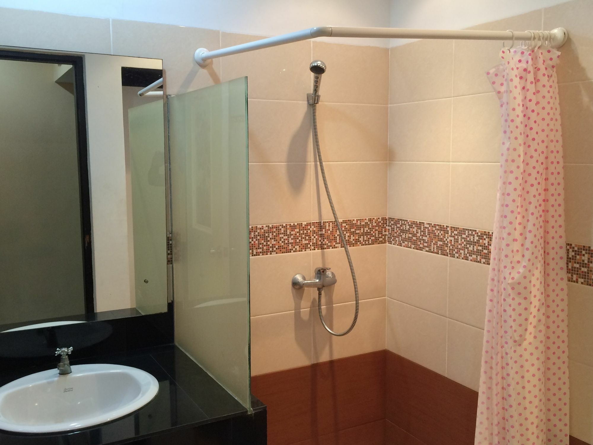 Sri Ratu Hotel 레기안 외부 사진