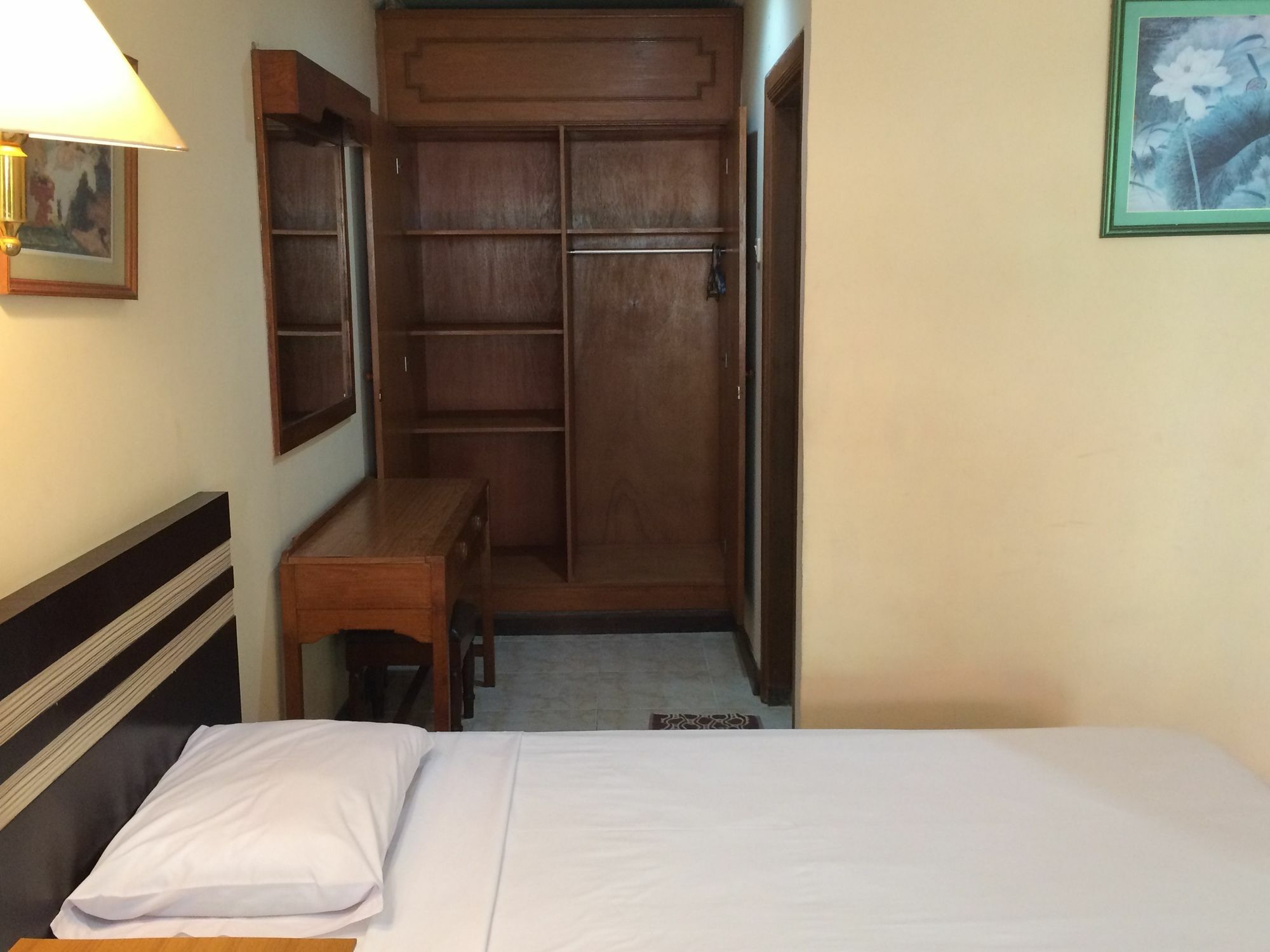 Sri Ratu Hotel 레기안 외부 사진