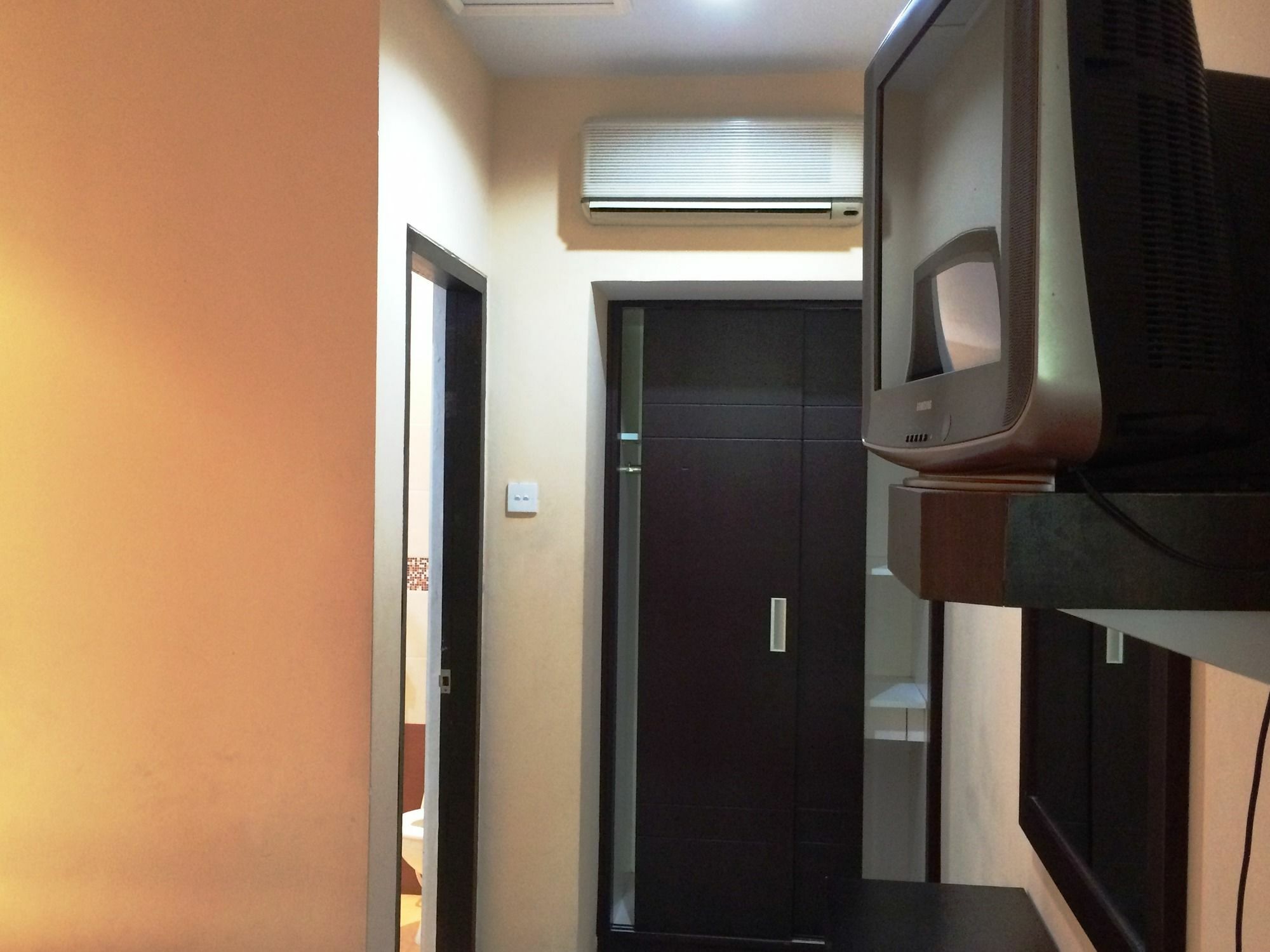 Sri Ratu Hotel 레기안 외부 사진