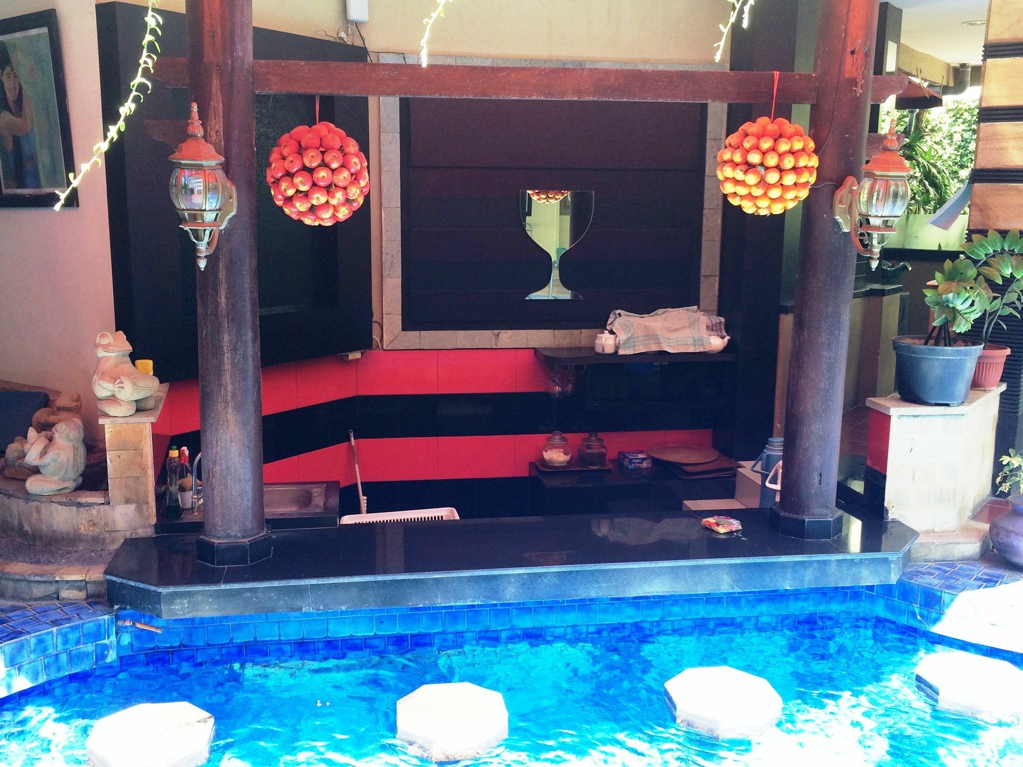 Sri Ratu Hotel 레기안 외부 사진