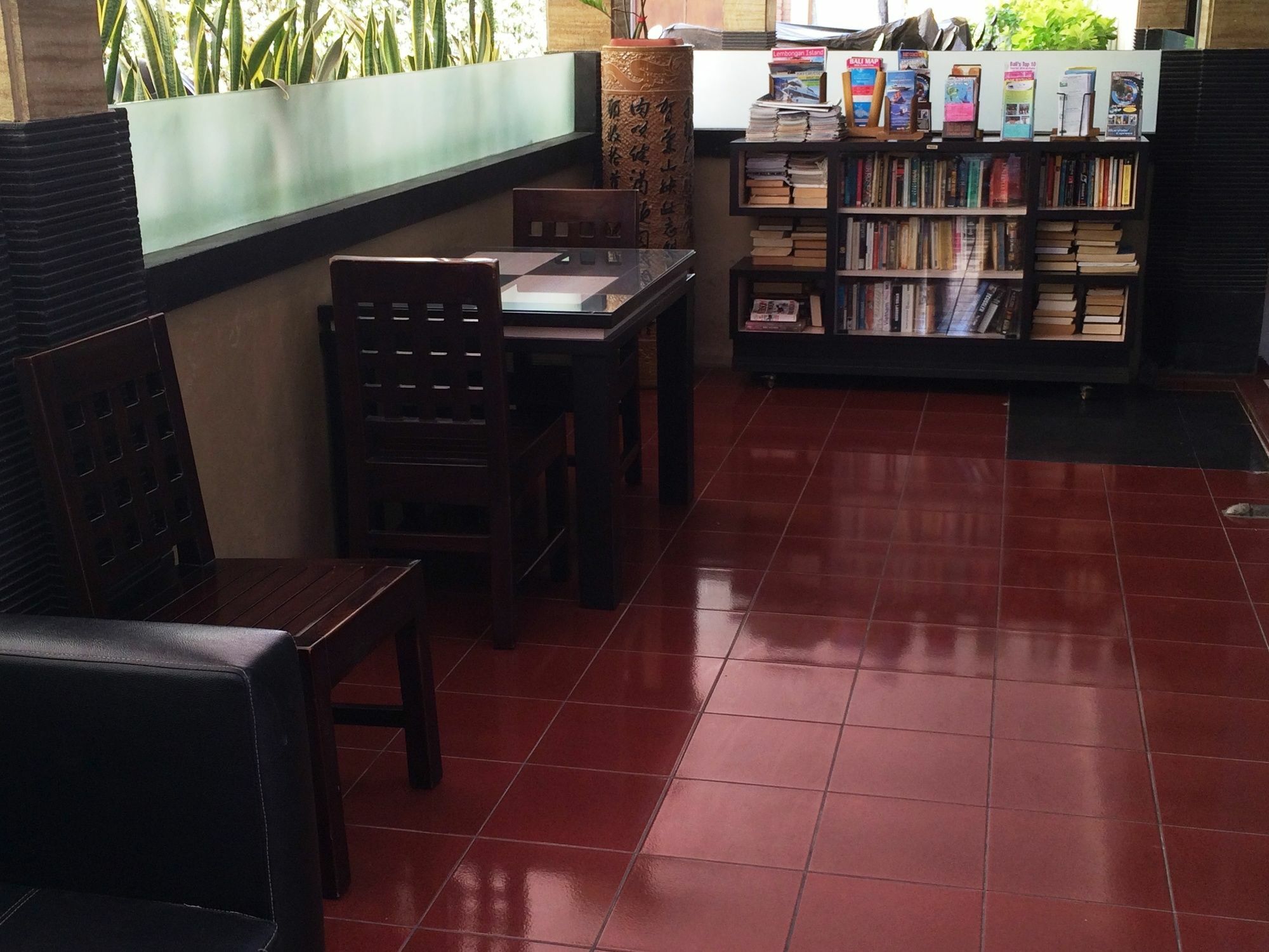 Sri Ratu Hotel 레기안 외부 사진