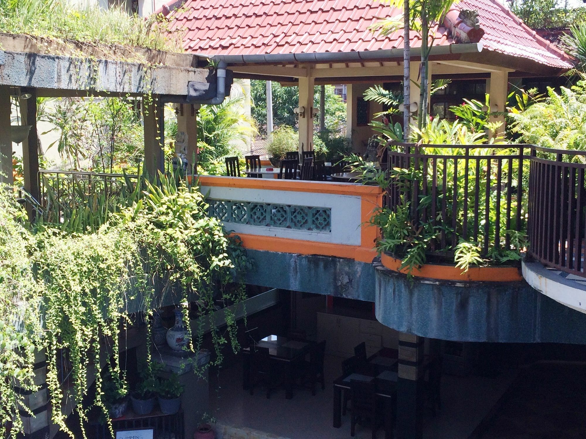 Sri Ratu Hotel 레기안 외부 사진